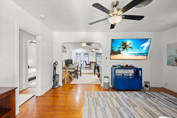 Lake Worth Town, 915 N K St, Lake Worth Beach, Florida 33460, image 2