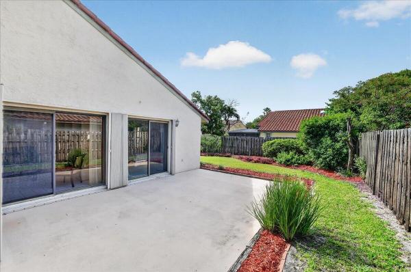 Rainberry Lake, 1235 NW 21st Ter, Delray Beach, Florida 33445, image 2