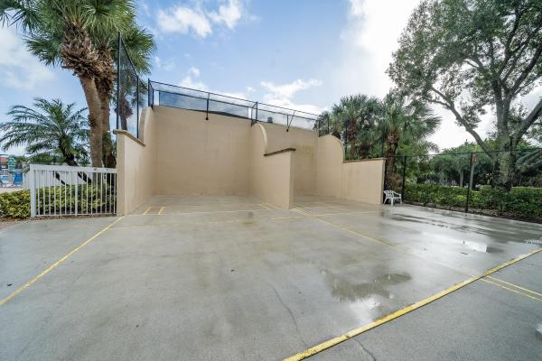 5218 Europa Dr #K, Boynton Beach, Florida 33437, image 2