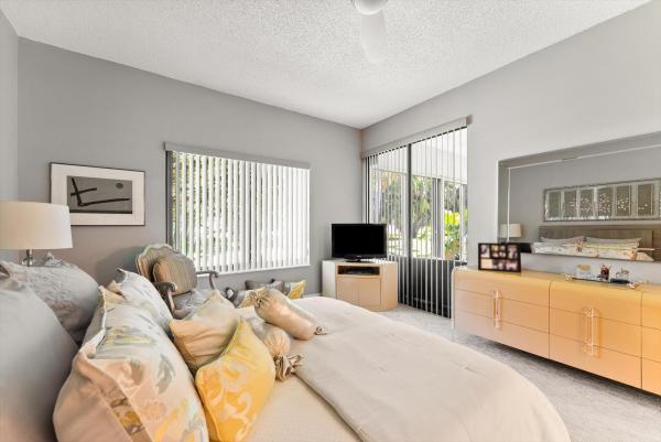 The Lexington Club Villas, 7840 Lexington Club Blvd #B, Delray Beach, Florida 33446, image 2