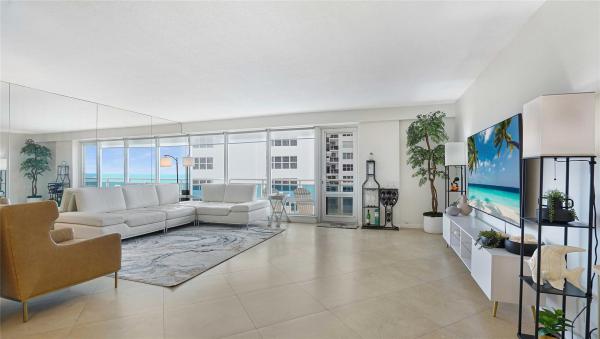 The Commodore, 3430 Galt Ocean Dr #802, Fort Lauderdale, Florida 33308, image 1