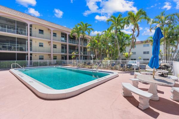 Garden Isles, 100 SE 6th Ave #304, Pompano Beach, Florida 33060, image 1