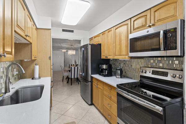 Cote D'Azur, 4200 N Ocean Dr #1-204, Riviera Beach, Florida 33404, image 2