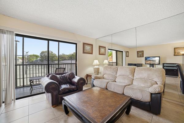 The Racquet Club Of Deer Creek 2, 105 Deer Creek Rd #202, Deerfield Beach, Florida 33442, image 1