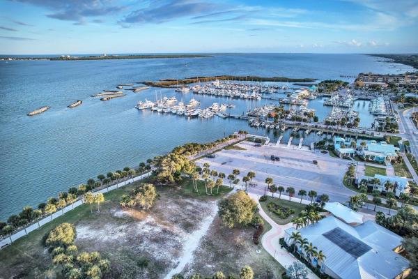 Indian River Place, 701 N Indian River Dr #105, Fort Pierce, Florida 34950, image 3