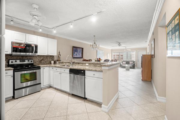 Town Villas At Moon Lake, 18900 Stewart Cir #7, Boca Raton, Florida 33496, image 1