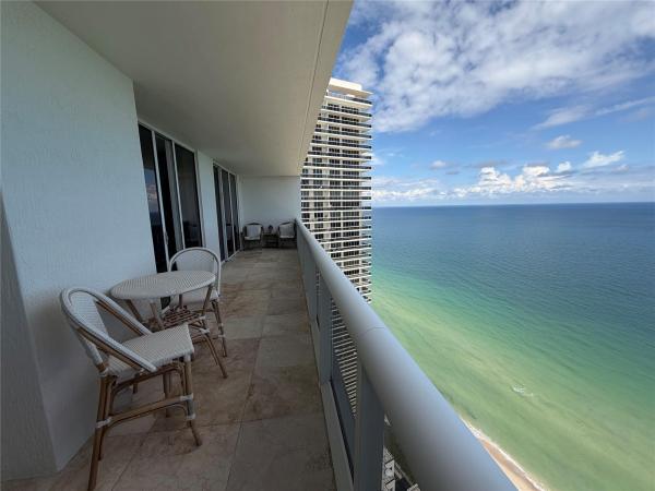 Beach Club 1, 1850 S Ocean Dr #4202, Hallandale Beach, Florida 33009, image 3