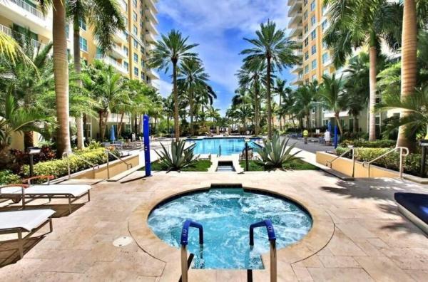 Marina Village At Boynton Beach, 625 Casa Loma Blvd #304, Boynton Beach, Florida 33435, image 1