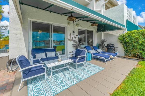 324 N Lake Dr, Lantana, Florida 33462, image 1