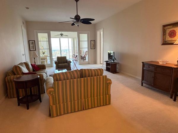 Harbour Isle West, 27 Harbour Isle Dr #305, Fort Pierce, Florida 34949, image 2