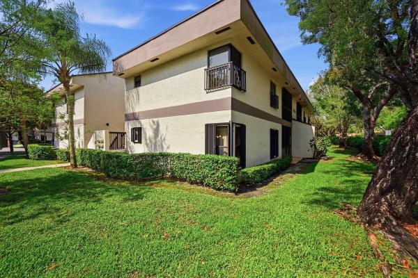 4623 Carambola Cir N #2705, Coconut Creek, Florida 33066, image 3
