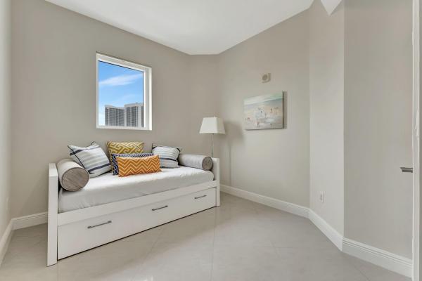 Ocean Marine Yacht Club, 1945 S Ocean Dr #1408, Hallandale Beach, Florida 33009, image 1