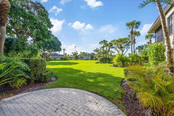 Cowdray Park, 13307 Polo Club Rd #C106, Wellington, Florida 33414, image 2