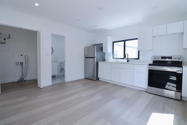3040 NW 13th Ave #2, Miami, Florida 33142, image 2