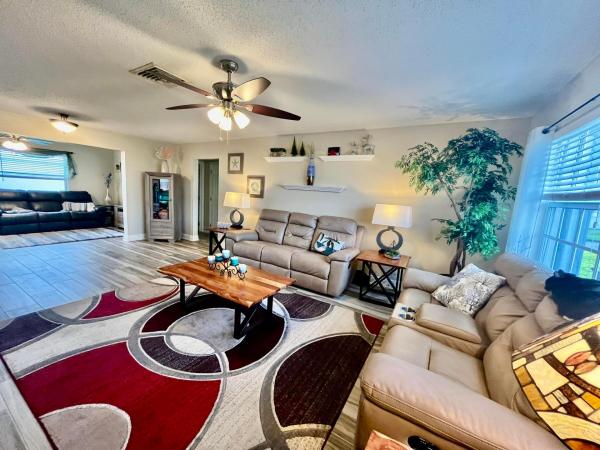 Palm Beach Leisureville, 2398 SW 9th Ave, Boynton Beach, Florida 33426, image 1