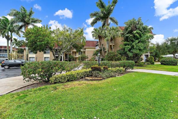 Tamberlane, 5570 Tamberlane Cir #131, Palm Beach Gardens, Florida 33418, image 1