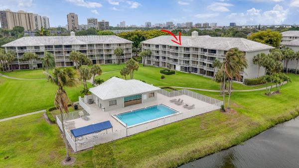 Whitehall Village, 2441 Village Blvd #403, West Palm Beach, Florida 33409, image 2