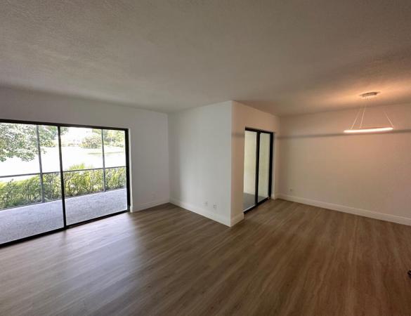 Courts Of Inverrary, 6517 Racquet Club Dr #49, Lauderhill, Florida 33319, image 1