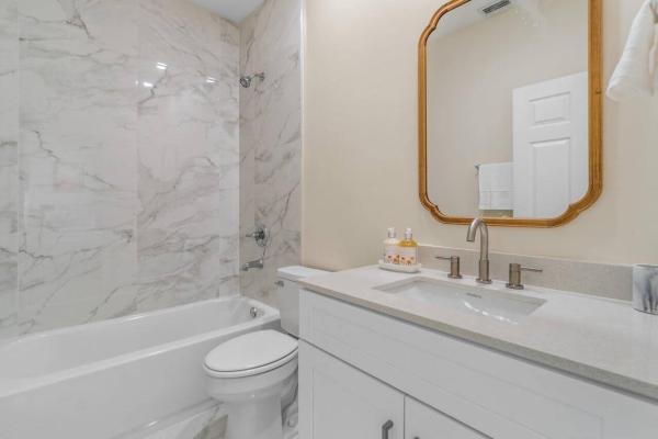 Lakefield West, 15621 Latina Pl, Wellington, Florida 33414, image 1