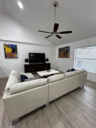 13647 Yarmouth Ct, Wellington, Florida 33414, image 2