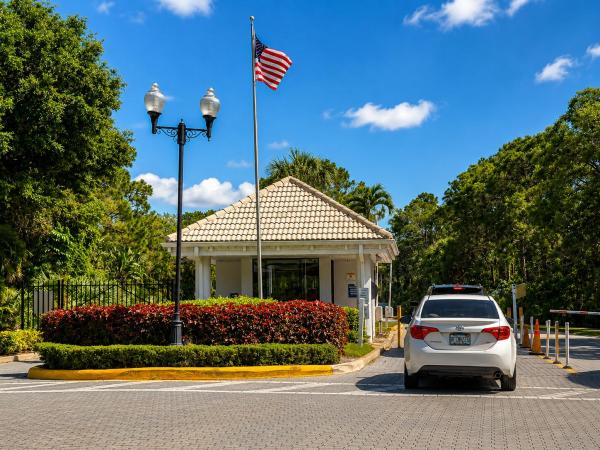 Crosswinds At River Bridge, 703 Crosswinds Dr, Greenacres, Florida 33413, image 2