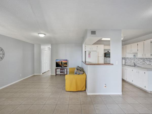 Telstar, 1811 Jefferson St #404, Hollywood, Florida 33020, image 1