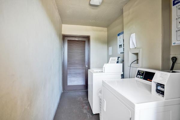 Telstar, 1811 Jefferson St #404, Hollywood, Florida 33020, image 2