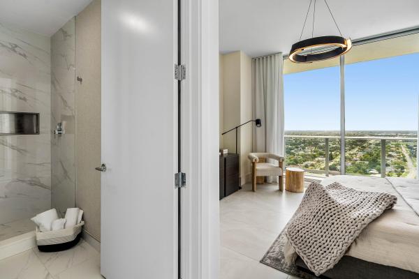 220 Lake Shore Dr #2123, Lake Park, Florida 33403, image 3