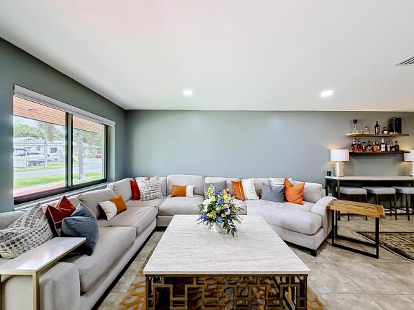 Galman, 736 NW 12th Ave, Dania Beach, Florida 33004, image 3