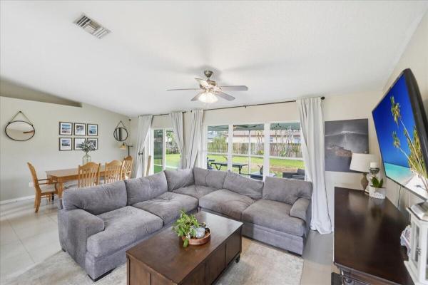 6208 NW Kukui Ct, Port St. Lucie, Florida 34983, image 2
