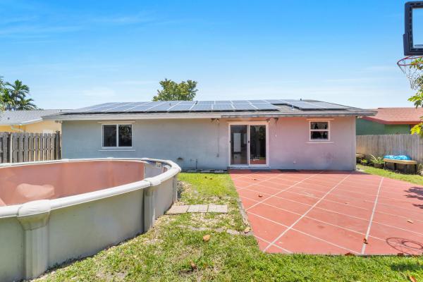 Lauderdale North Park, 721 SW 79th Ave, North Lauderdale, Florida 33068, image 2