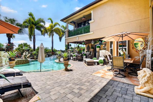Wellington View, 611 Edgebrook Ln, West Palm Beach, Florida 33411, image 3