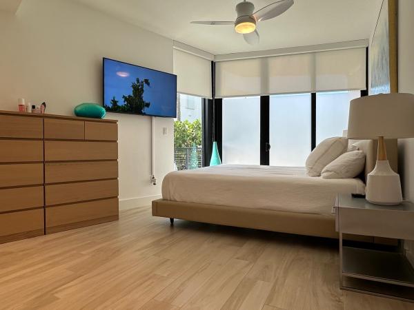 Ocean Eighteen, 106 Inlet Way, Palm Beach Shores, Florida 33404, image 2