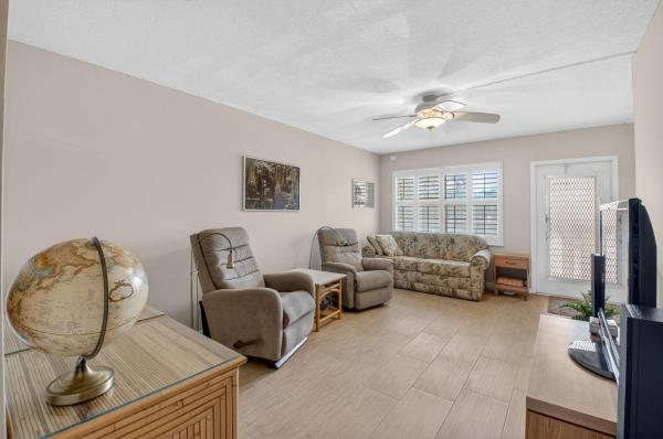 2047 Newcastle C, Boca Raton, Florida 33434, image 2