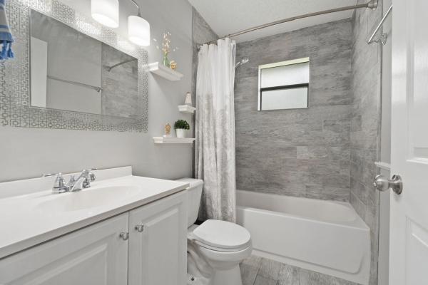 Sandalwood Estate, 210 Deerwood Ln, Fort Pierce, Florida 34947, image 1