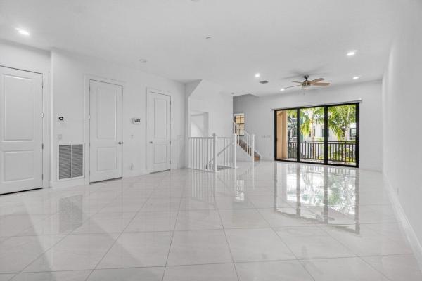 Alton, 7115 Edison Pl, Palm Beach Gardens, Florida 33418, image 1