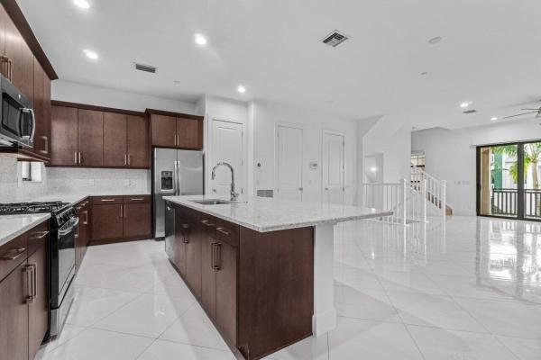 Alton, 7115 Edison Pl, Palm Beach Gardens, Florida 33418, image 1