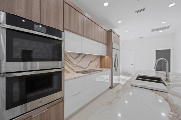 10096 Dover Carriage Ln, Lake Worth, Florida 33449, image 2