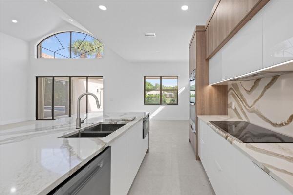 10096 Dover Carriage Ln, Lake Worth, Florida 33449, image 3