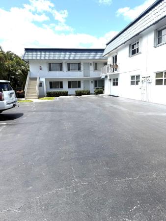 North Cove, 316 Southwind Ct #103, North Palm Beach, Florida 33408, image 1