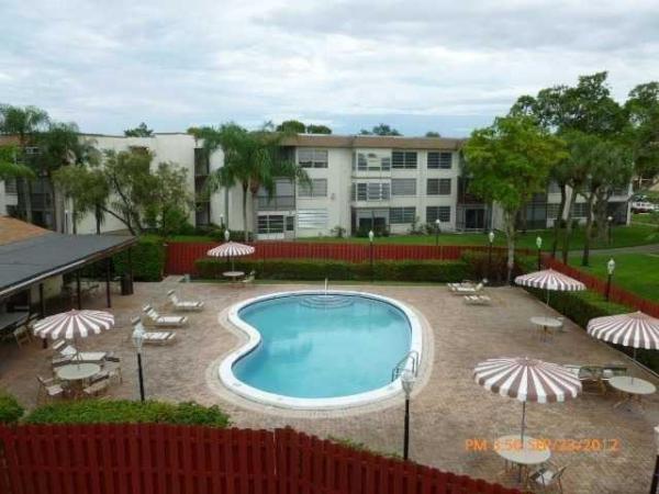 Omega, 1681 NW 70th Ave #403, Plantation, Florida 33313, image 1