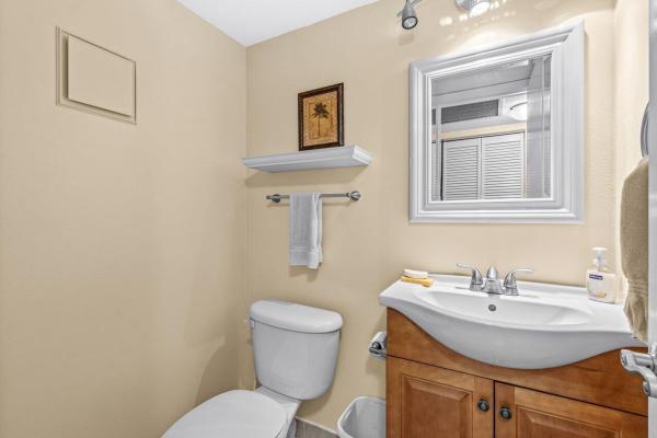 68 Suffolk B, Boca Raton, Florida 33434, image 1