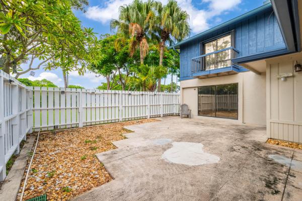 4643 Holly Lake Dr, Lake Worth, Florida 33463, image 1