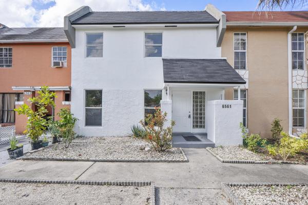 Tam O'Shanter Villas, 6561 Boulevard Of Champions, North Lauderdale, Florida 33068, image 1