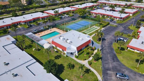 5800 W Fernley Dr Dr #40, West Palm Beach, Florida 33415, image 2