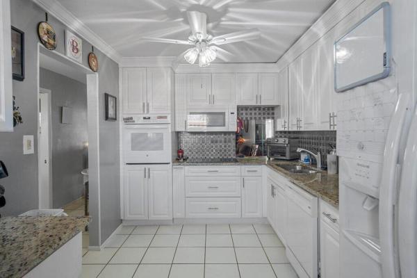 5800 W Fernley Dr Dr #40, West Palm Beach, Florida 33415, image 1