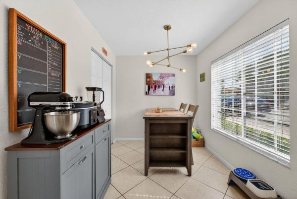 Hampton Hills, 5951 Manchester Way, Tamarac, Florida 33321, image 2