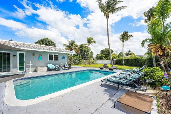 The Windings, 3760 NW 112th Ter, Coral Springs, Florida 33065, image 2