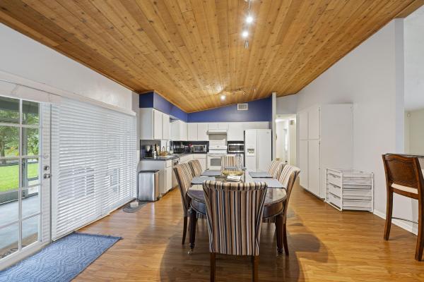 Sugar Pond Manor, 756 Juniper Pl, Wellington, Florida 33414, image 2