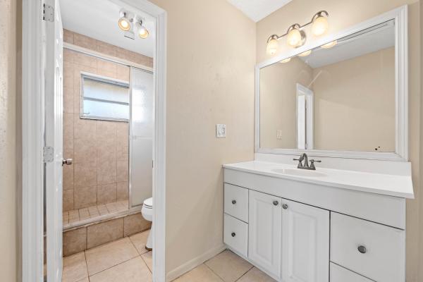 Foxwood Hollow At Coral Springs, 2980 Riverside Dr #324-3, Coral Springs, Florida 33065, image 1